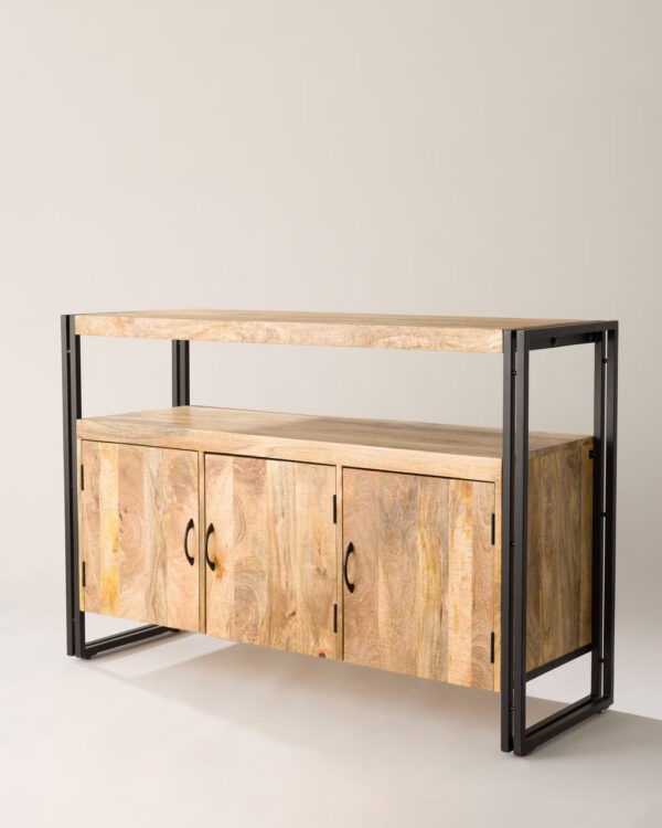 004-306=1 Komoda Erawan 135×45×90 cm